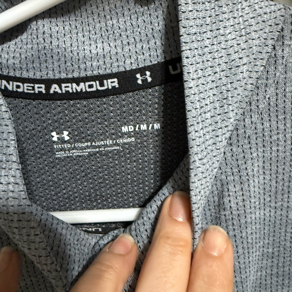 Under Armour Textured Gray Pullover - image 2